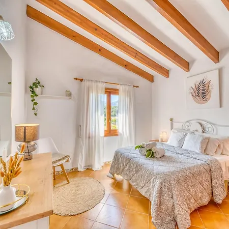 Spacious With Terraces Pollenca
