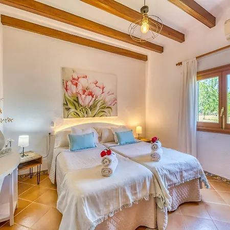 Spacious With Terraces * Pollenca