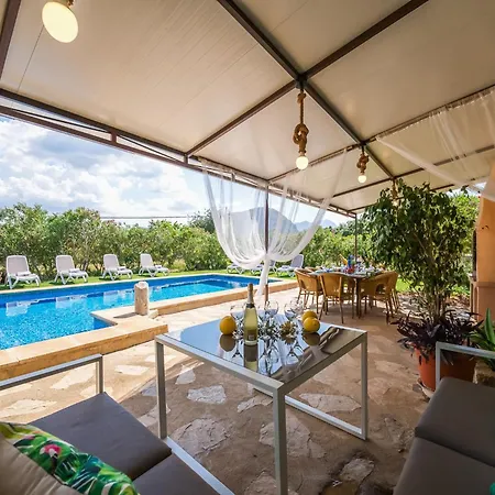 Holiday home Spacious With Terraces